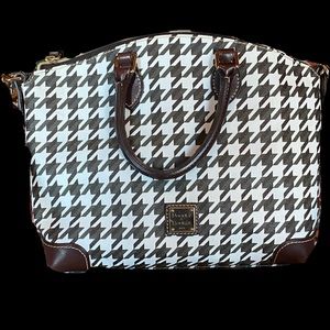 Dooney and Bourke houndstooth bag.
